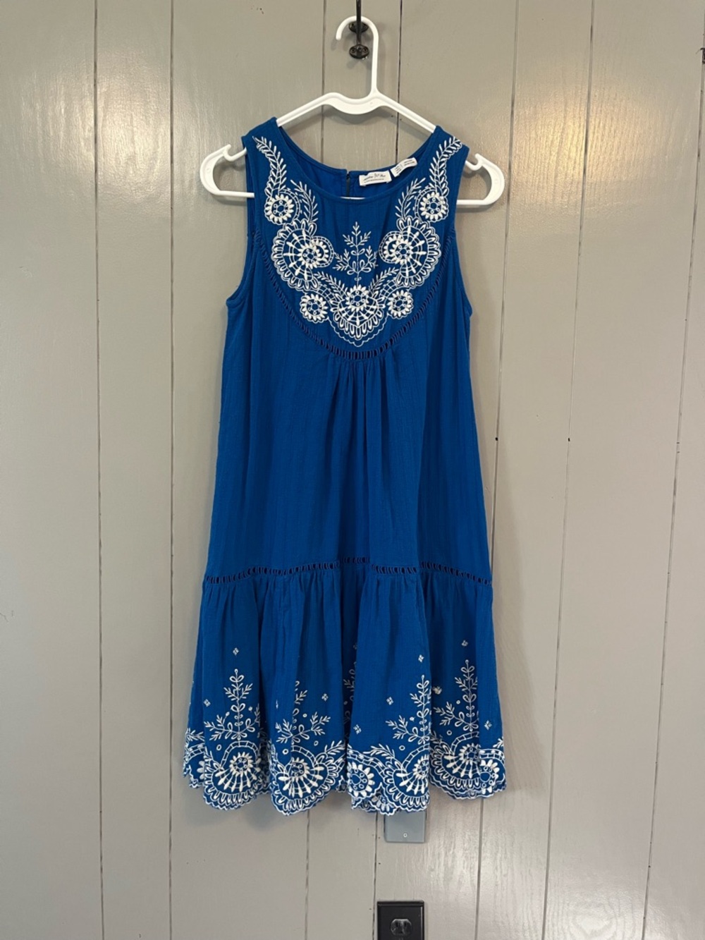 Meadow Rue Anthropologie Blue Embroidered Sleeveless Knee Length Dress Size 4